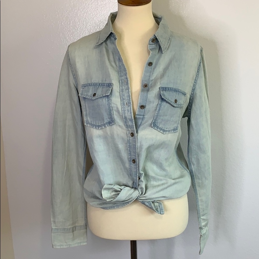 Banana R Acid Wash Button Up